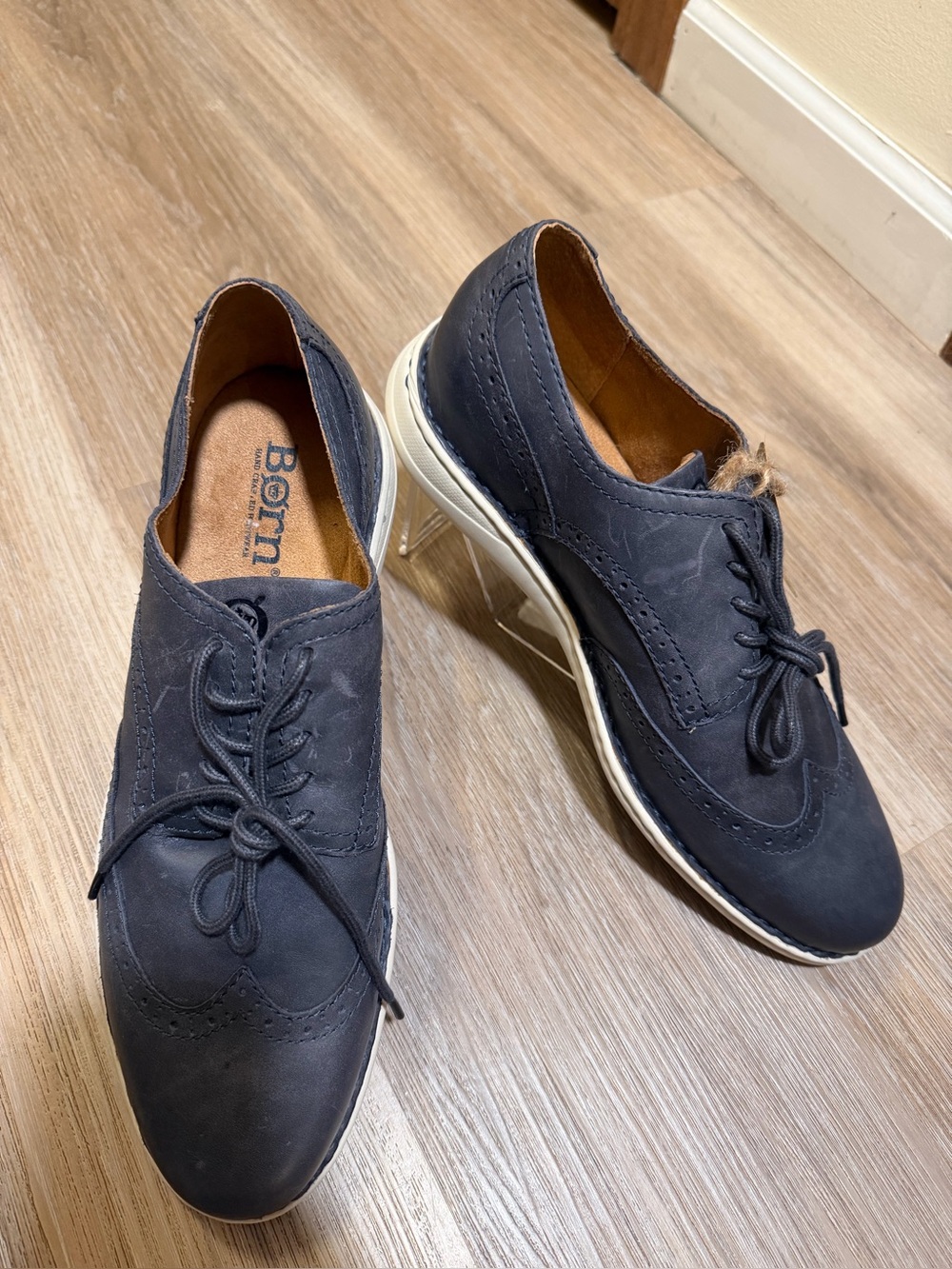 Born Men’s 12M Slate Blue Leather Wingtip Oxford Shoes NWT No Box